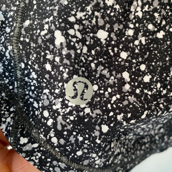 Lululemon No Limits Tank | Black & White Speckle Print Flowy Racerback Yoga Top - Picture 4 of 4